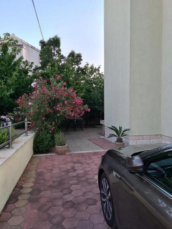 Villa Neda โวดีเซ ภายนอก รูปภาพ